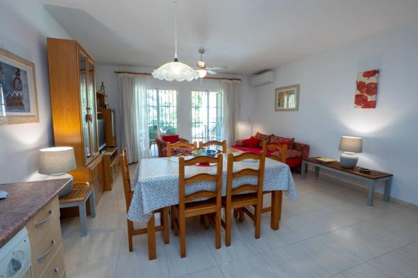 JARDINES DE BURRIANA 13 MENYBER