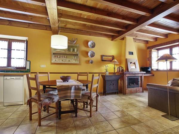 Inviting Mansion in Nava with Swimming Pool