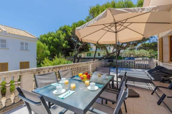 YourHouse Villa Canta town house