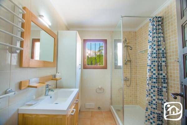 Abahana Villas Athena