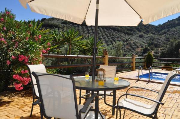 6 bedrooms villa with private pool furnished terrace and wifi at Montefrio
