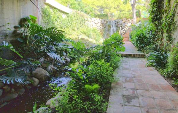 Miraflores Resort Studios