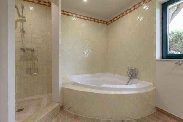 Isla De Miraflores 1