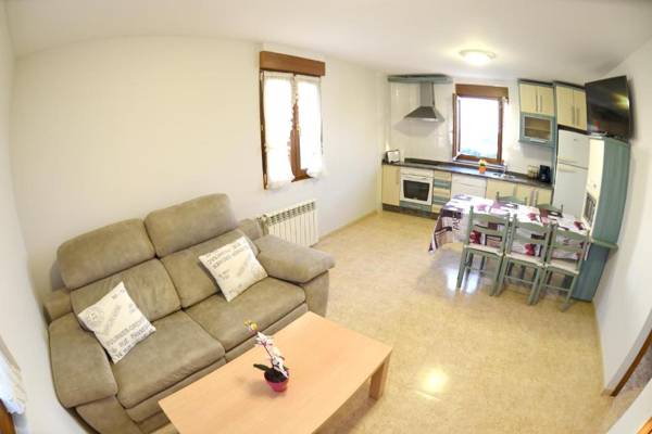 2 bedrooms appartement with sea view private pool and enclosed garden at Mogro 1 km away from the beach