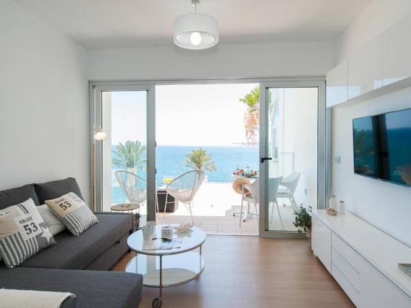 Seaviews & Terrace Apartment San Agustin Las Flores