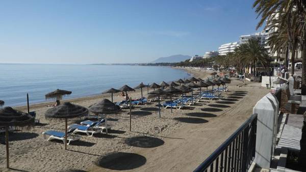 Skol 708 Fantastic 2 Bedroom Apartment For Holiday Rentals