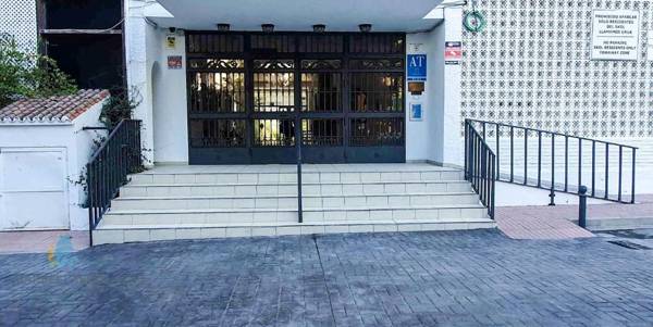 SKOL 933 Fantastic two bedrooms on the 9th floor with amazing sea views