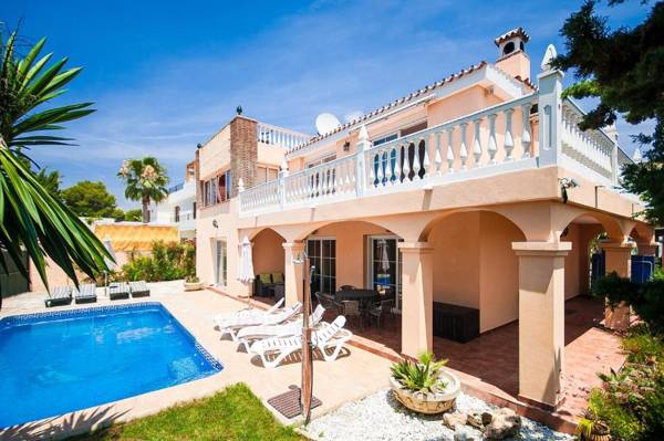 Beach Villa Costanera in Marbella