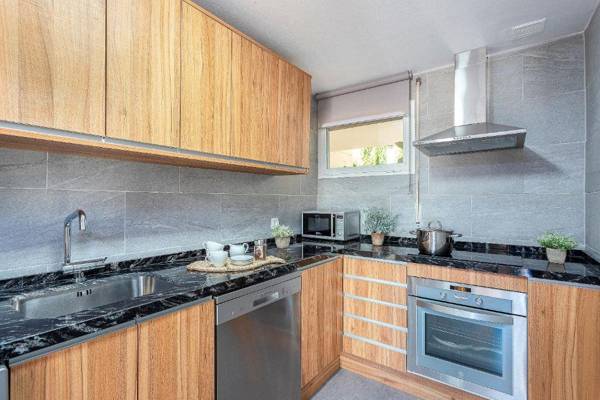 Genteel Home Las Lomas de Marbella Club