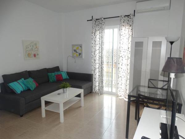 Málaga Apartamentos - Refino 36
