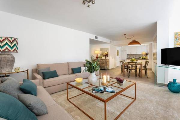 Genteel Home Plaza de las Flores