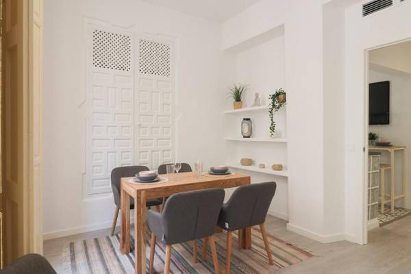 C93 - Trendy Two Bedrooms in Ollerias