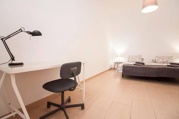 Workspace - Rayito FreshApartments by Bossh! Apartments