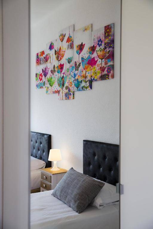 Holidays2Malaga Terraza & junto puerto deportivo