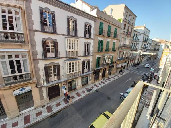 Del Parque Flats Central