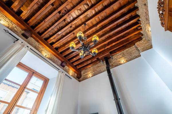 CARRETERIA - Design & Comfort - Prime area