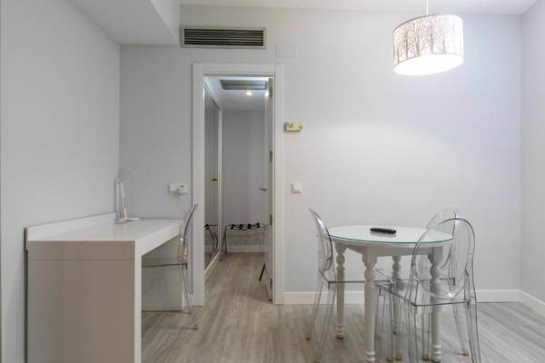 HOMEABOUT QUO ERASO Apartments