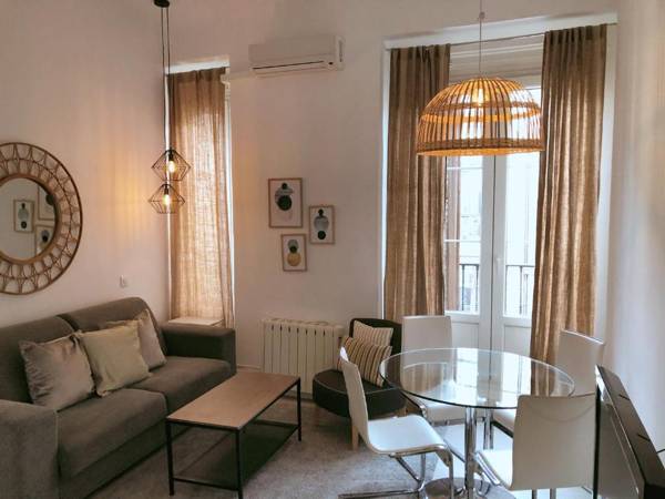 Six Rooms Plaza Mayor