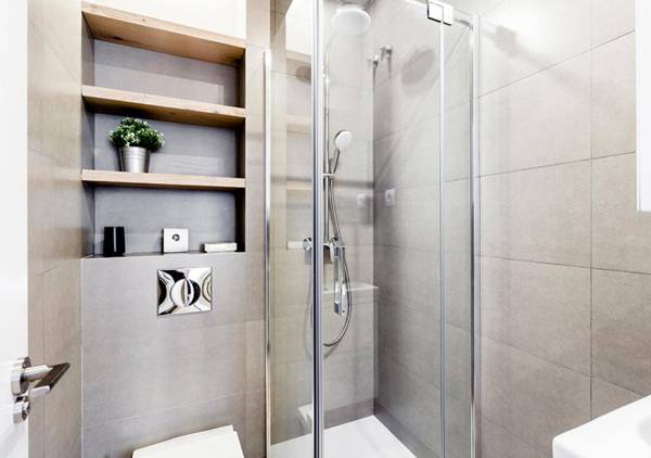 Malasaña Apartment by Flatsweethome