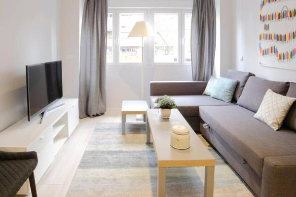 Charming studio in Cuatro Caminos area