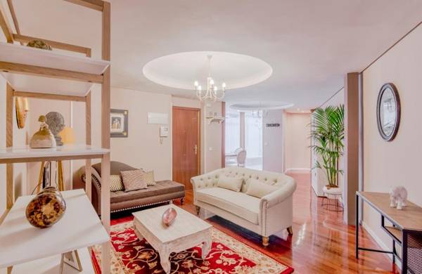 Cross Check Descalzas Reales Apartment