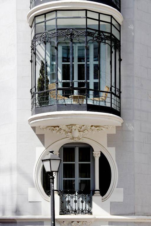 Ayala 63 - THE ARC COLLECTION