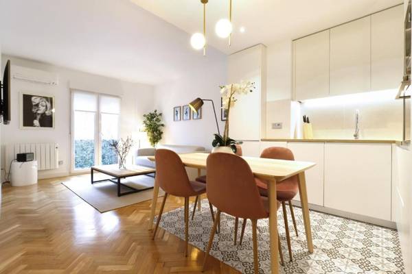 Royal Madrid by Madflats Collection