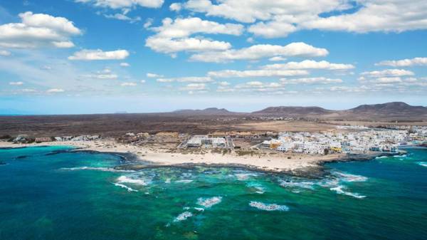 Coral Cotillo Beach