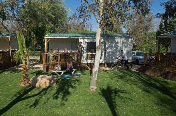 Camping Ampolla Playa