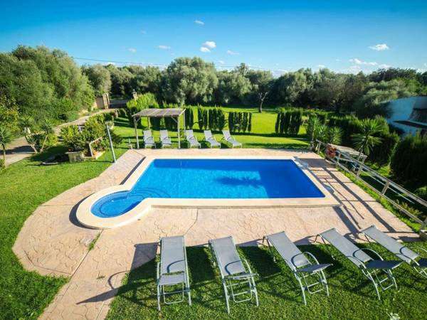 Luxurious Holiday Home in Es Pont d'Inca with Private Pool