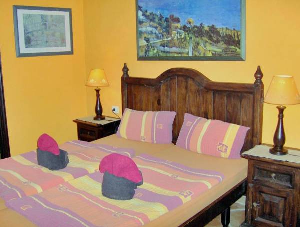 Mediterranean holiday home with small patio-terrace