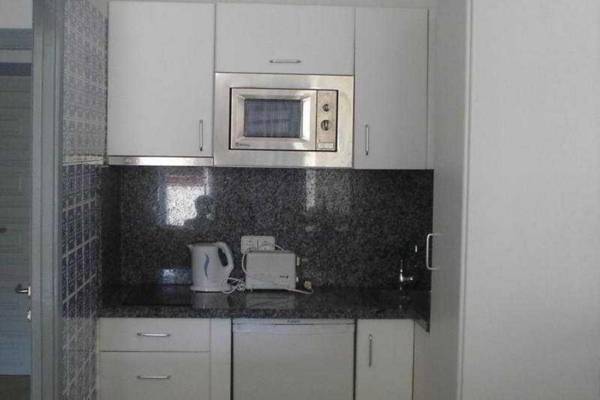 EL CORTIJO APARTMENTS