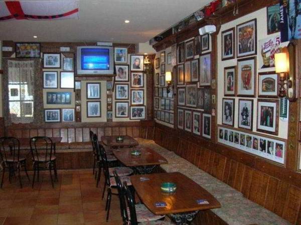 EL CORTIJO APARTMENTS