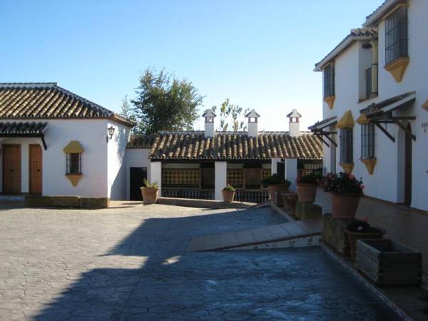 3 bedrooms house with shared pool and wifi at Hornachuelos