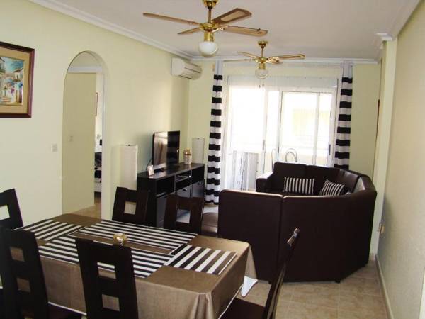 Apartament Pinada Beach