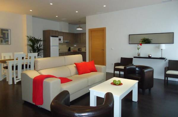 Apartamentos Turísticos Mauror