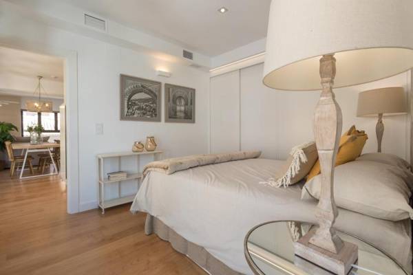 Chezmoihomes Plaza Nueva Premium