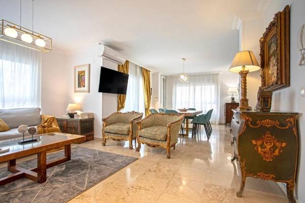 Genteel Home Martinez Campos