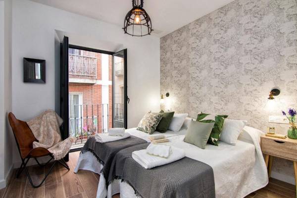 Chezmoihomes Central Ethnic style apartment