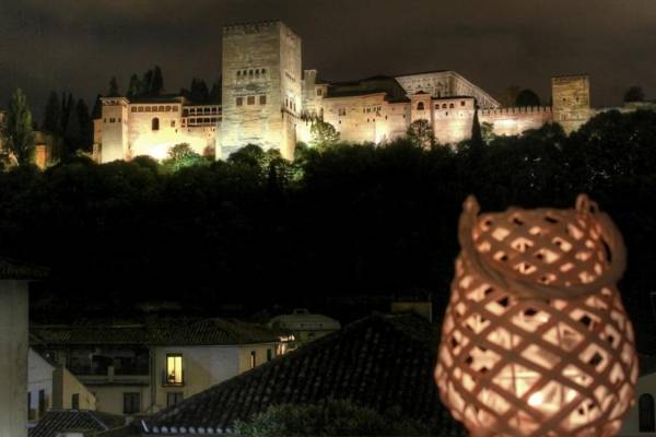 Chezmoihomes Alhambra Penthouse 2 private terraces