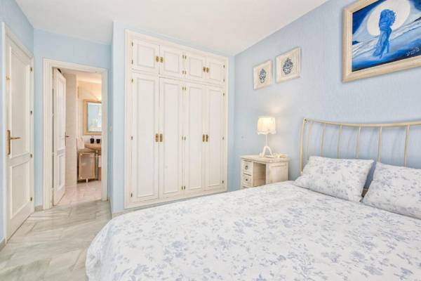 Doña Sofia Apartment by Rafleys