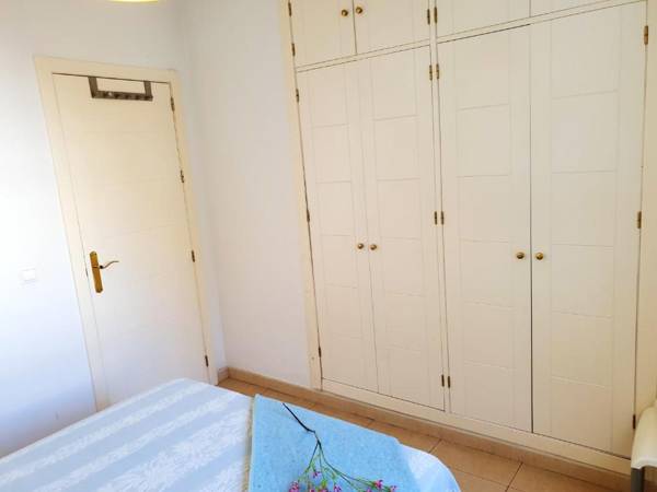 One bedroom appartement at Fuengirola 30 m away from the beach with sea view private pool and terrace