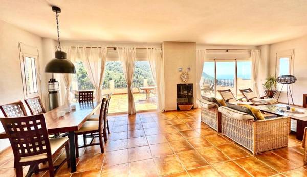 La Perla de Frigiliana Suites & Villa