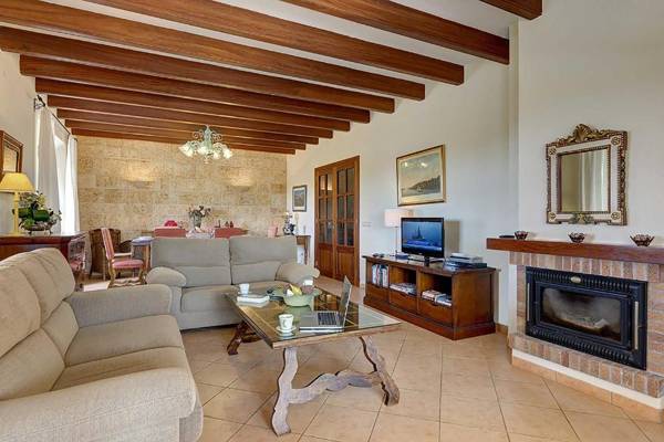 Villa Deu Quarterades