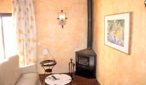 2 bedrooms house with shared pool and terrace at Estepa