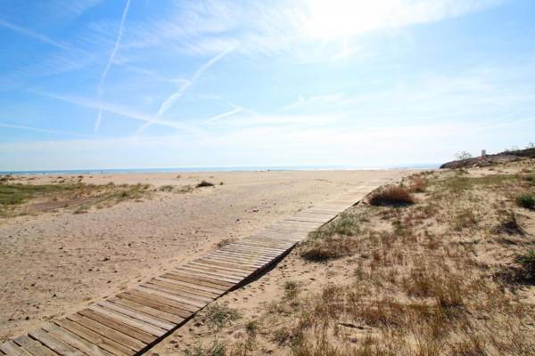 Global Properties Amplio apartamento muy cerca de la playa