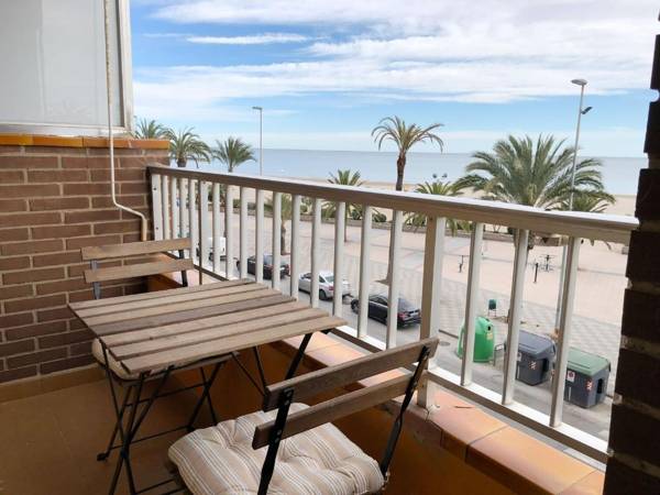Global Properties Apartamento en primera linea de playa Puerto de Sagunto