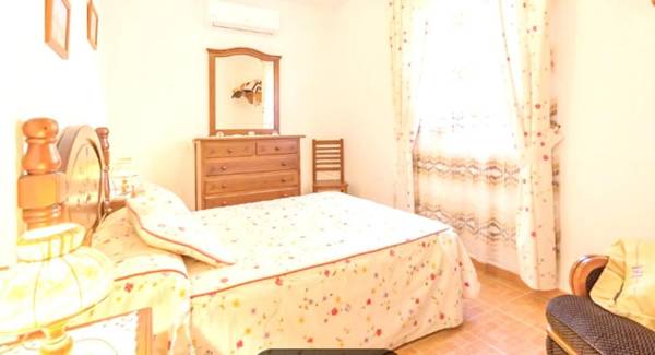 2 bedrooms chalet with lake view and furnished terrace at El Gastor