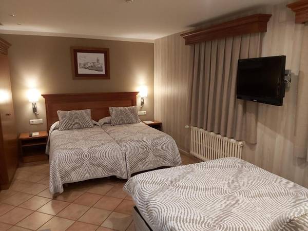 Hotel-Restaurante La Quadra