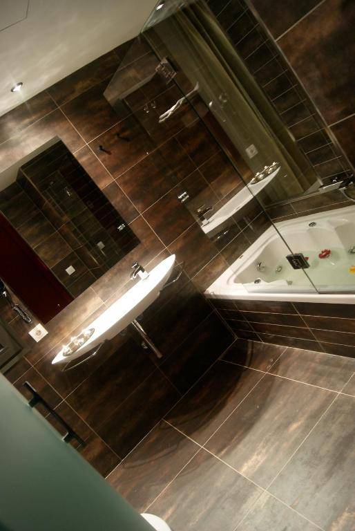 Restaurante y Alojamiento Can Mach